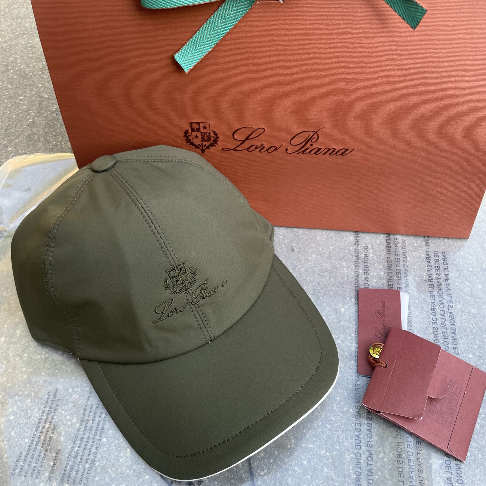 Loro Piana Cap Green