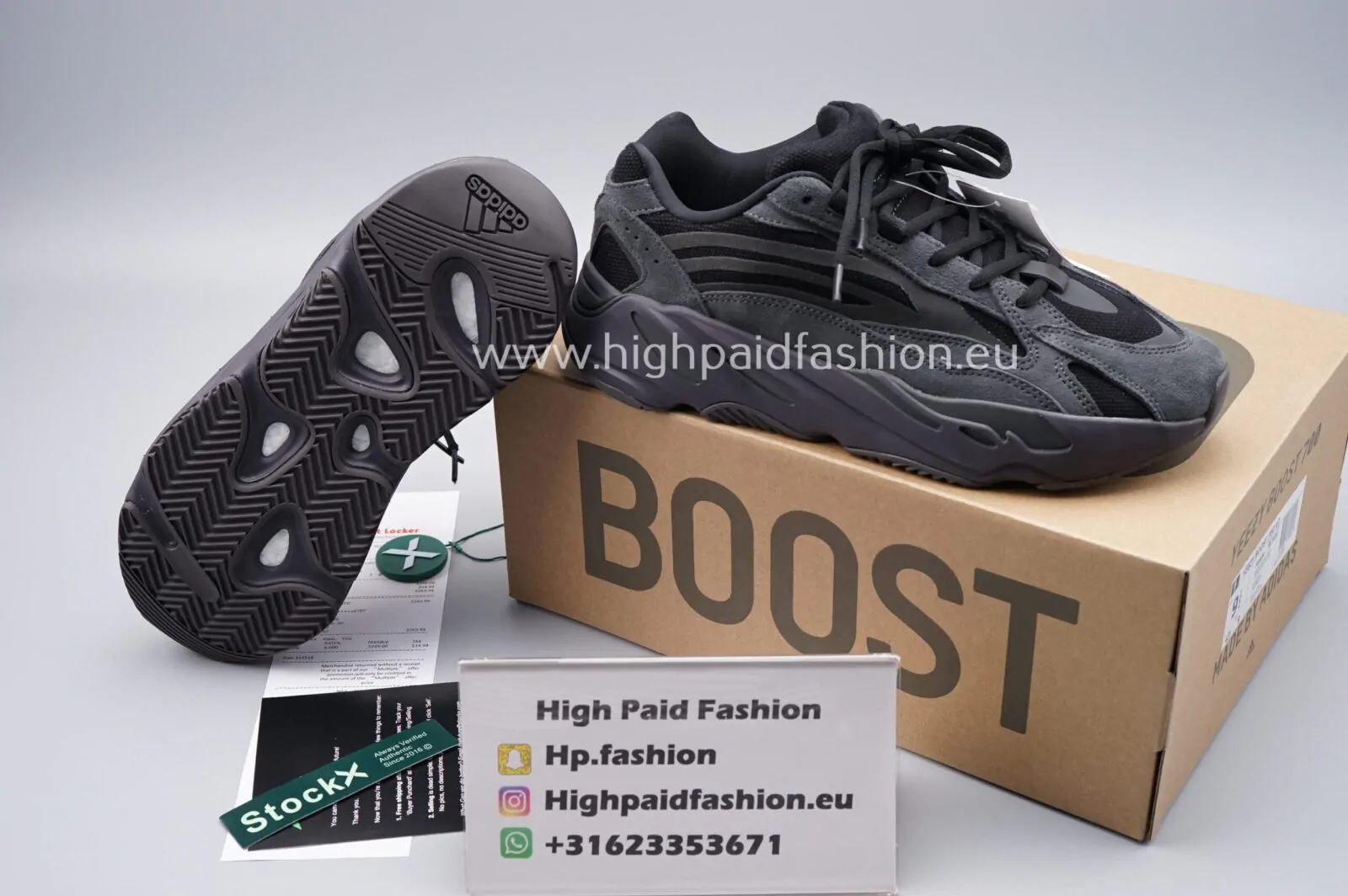 Yeezy Boost 700 V2 Vanta - Afbeelding 3