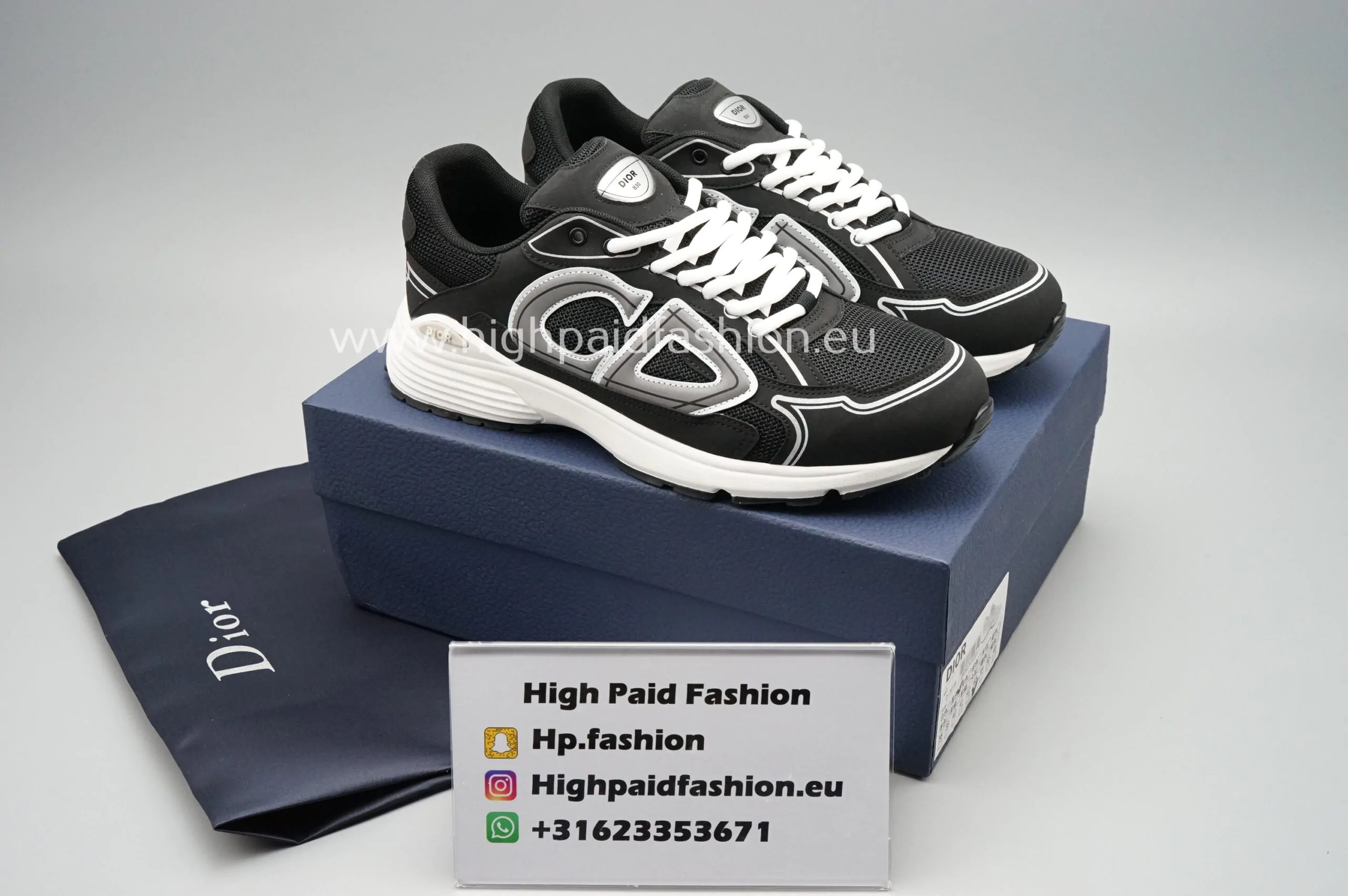 Dior B30 Black/White