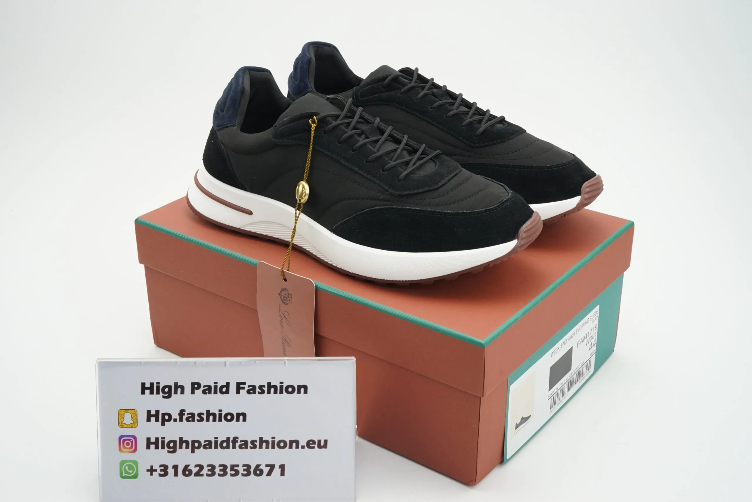 Loro Piana Weekend Walk Black