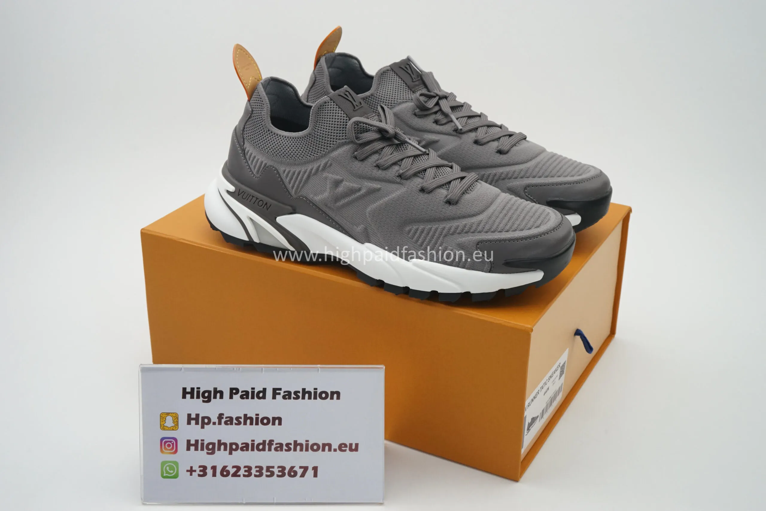 LV Runner Tatic Sneaker Grey